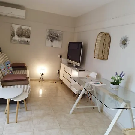 Palmeras, 893 Фуэнхирола